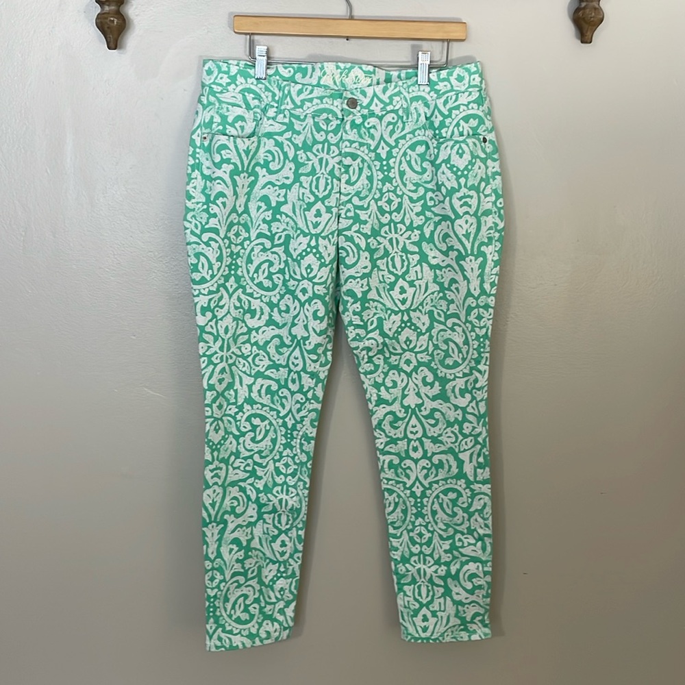 NEW Old Navy Rockstar Print Jeans. Size 16